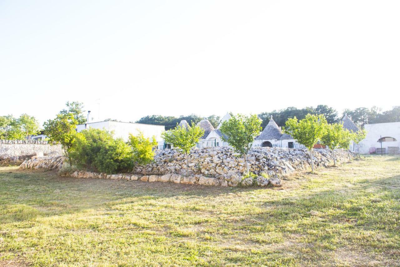 Trulli Sul Vignale In Masseria Santalachicca Martina Franca Exterior photo